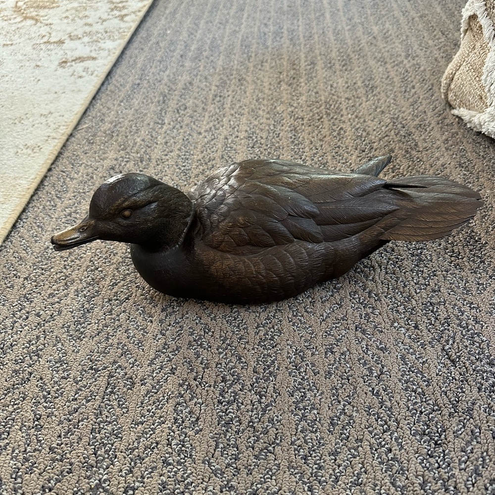 Ducks unlimited special edition vintage 1995-96 heavy dk stain wooded duck decor
